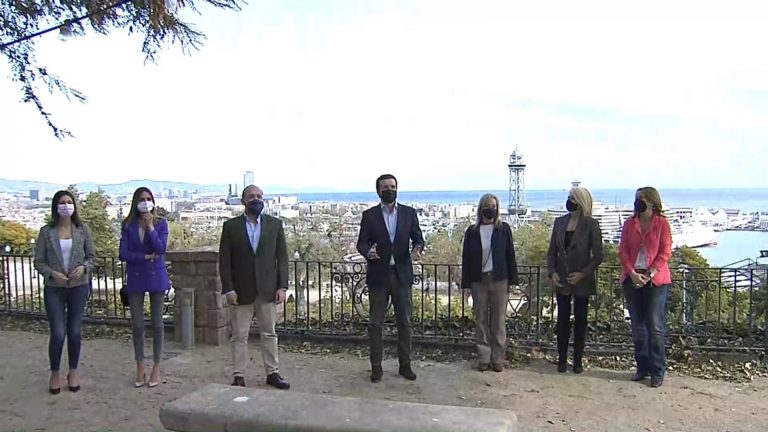 Casado presenta a los candidatos del PP al 14F, entre ellos separatistas como Eva Parera