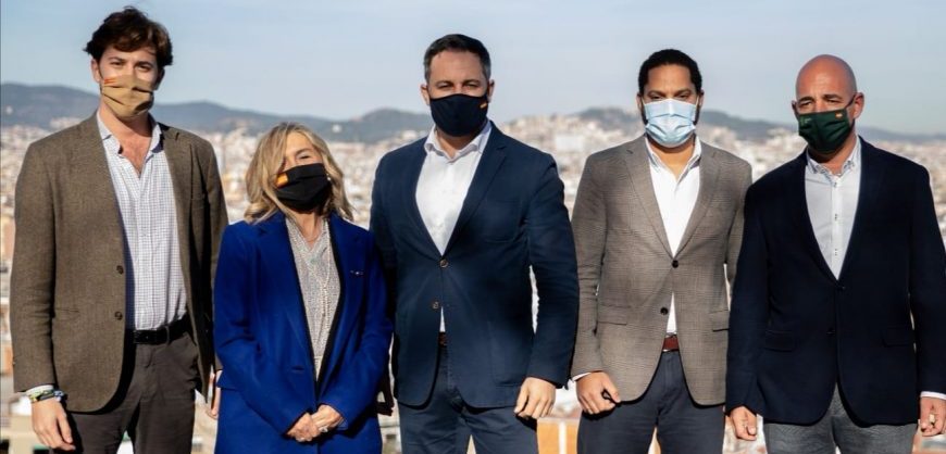 FOTOGRAFÍA. BARCELONA (ESPAÑA), 22.12.2020. Vista de los candidatos de Vox por Tarragona, Gerona y Lérida al 14. Ñ Pueblo