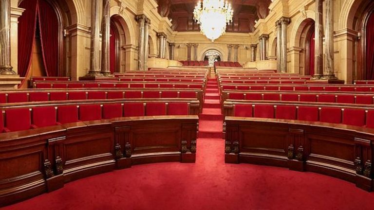 La Justicia confirma: «Hay un interés público muy intenso» para celebrar las 14F