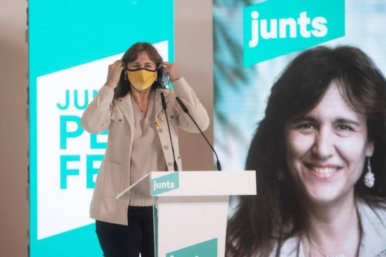 La candidata de JxCAT al 14F: El PSC y Salvador Illa representan la «involución y el 155 sanitario»