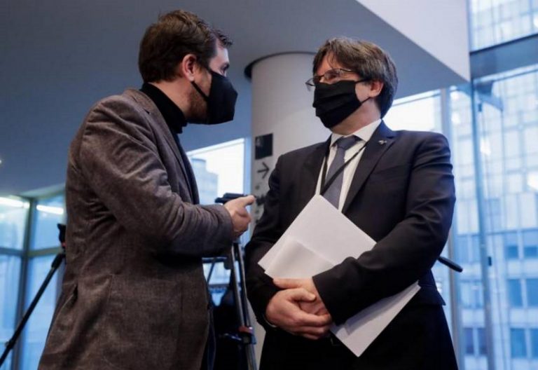Puigdemont espera la decisión sobre su inmunidad 