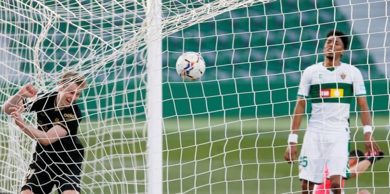 FC Barcelona prolonga su buena racha como visitante y hunde al Elche (0-2)