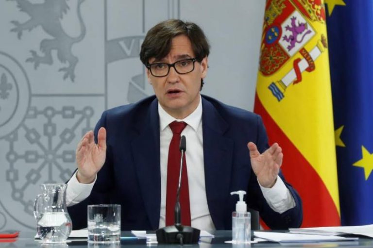 Illa: Seguiré como ministro de Sanidad y candidato del PSC al 14F