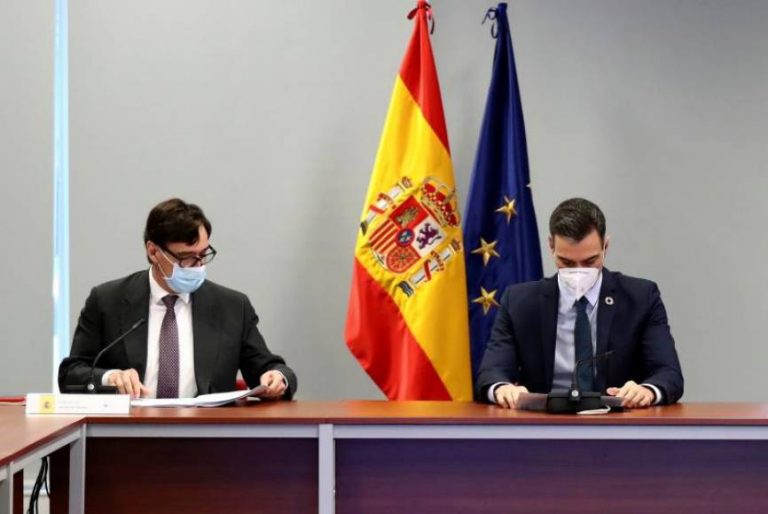 Sánchez al ministro de Sanidad y candidato del PSC al 14F: «Te deseo suerte, ha sido un honor trabajar contigo»