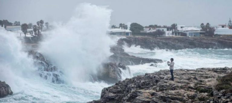 Rachas huracanadas de 179 km/h en España