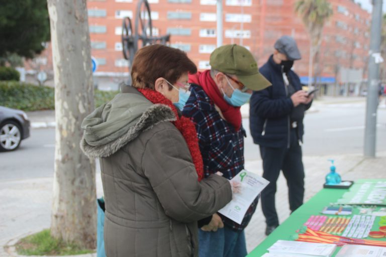 Antifascistas y separatistas le tienen miedo a VOX en Tarrasa (Barcelona)