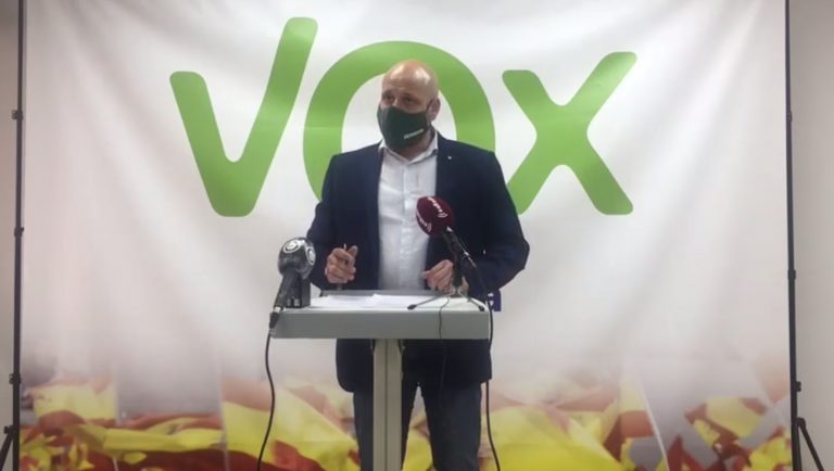 Alonso: «El adoctrinamiento en las aulas llega a su fin con el «Pin Parental»» de VOX en Andalucía
