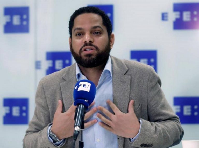 Garriga pide el voto de los «votantes del PP defraudados» el 14F porque «siempre tendrán a VOX»