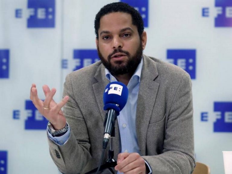 Candidato de VOX: «Abriremos restaurantes y bares a partir del 14F y permitiremos que todo el mundo vaya a trabajar»
