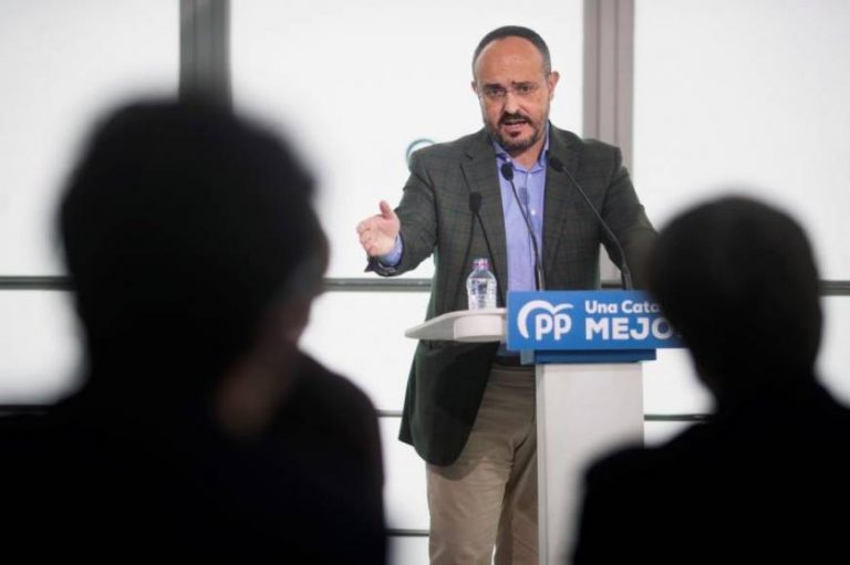 El candidato del PP al 14F: «Cuando todos los catalanes votan, el separatismo no suma mayoría»