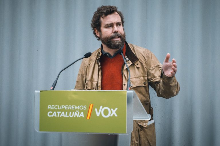 Un injusto embargo que «carece de fundamento jurídico» persigue al honrado portavoz de Vox en el Congreso de los Diputados, Iván Espinosa de los Monteros y de Simón