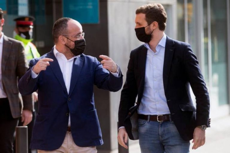 Los casos de corrupción del PP y sus «Cajas B» persiguen al candidato del PP al 14F catalán Alejandro Fernández