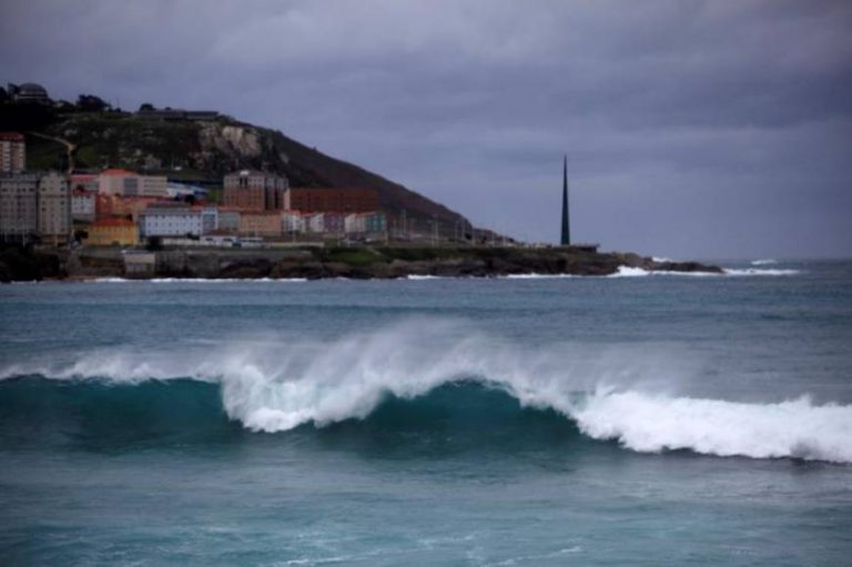 Fenómenos costeros, precipitaciones y viento fuerte en España