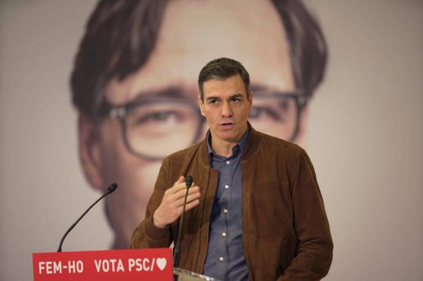 FOTOGRAFÍA. SALOU (TARRAGONA) ESPAÑA, 06.02.2021. El presidente del Gobierno, Pedro Sánchez, durante un acto de campaña del PSC para el 14F en Salou (Tarragona). Efe