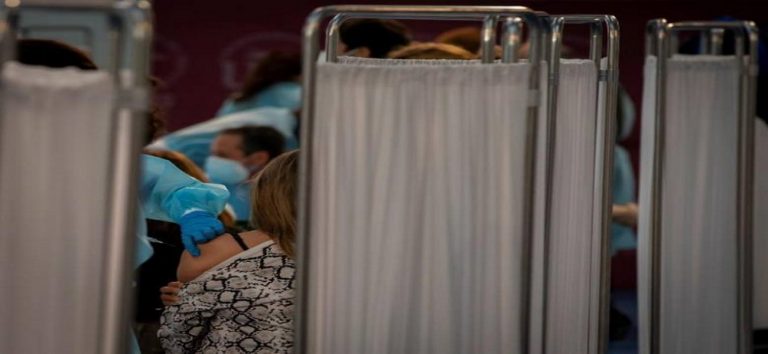 Sanidad notifica 9.568 nuevos contagios y 345 muertes por covid 19 en España