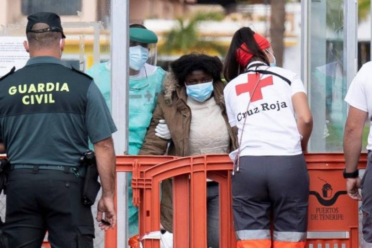 71 inmigrantes ilegales llegan a España