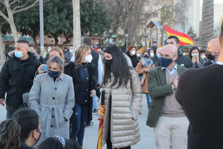 Buxadé desde Vilaseca (Tarragona): «El 14F vamos a celebrar que los españoles nos hemos puesto en pie y ya no vamos a vivir nunca más arrodillados»