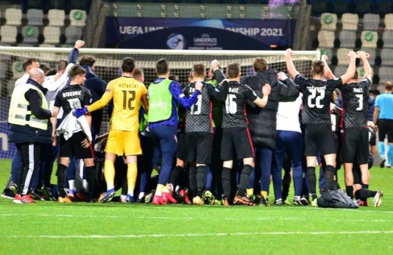 España se enfrentará a Croacia en cuartos