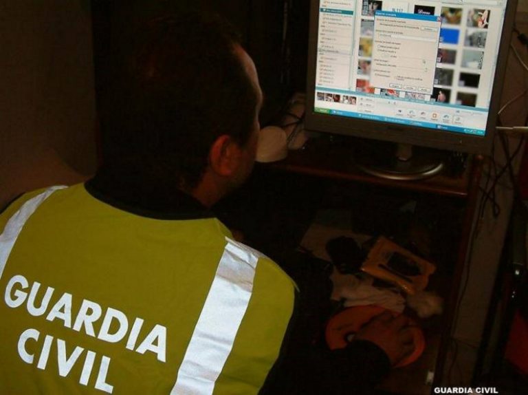 Policía Nacional y Guardia Civil desarticulan una banda de estafadores con 58 falsos operarios de compañías eléctricas en Barcelona y Castellón 