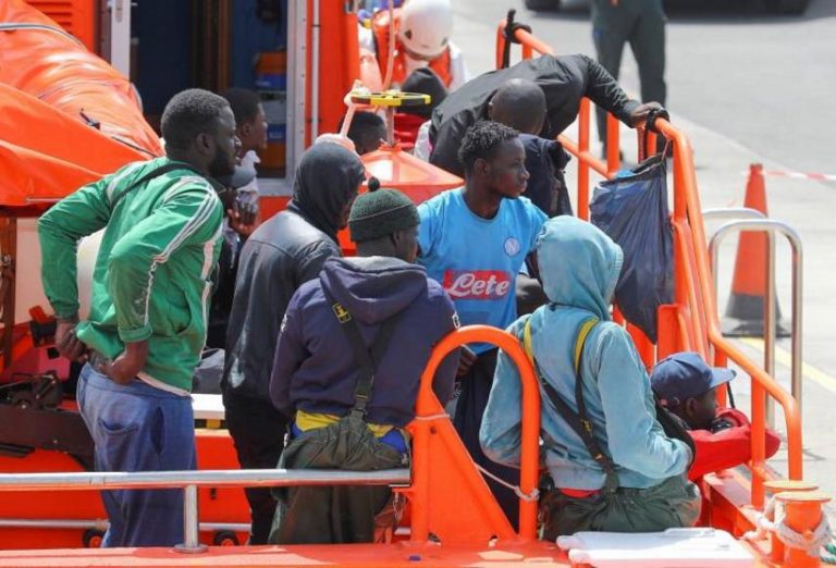 Un total de 239 inmigrantes llegan a España en seis barquillas