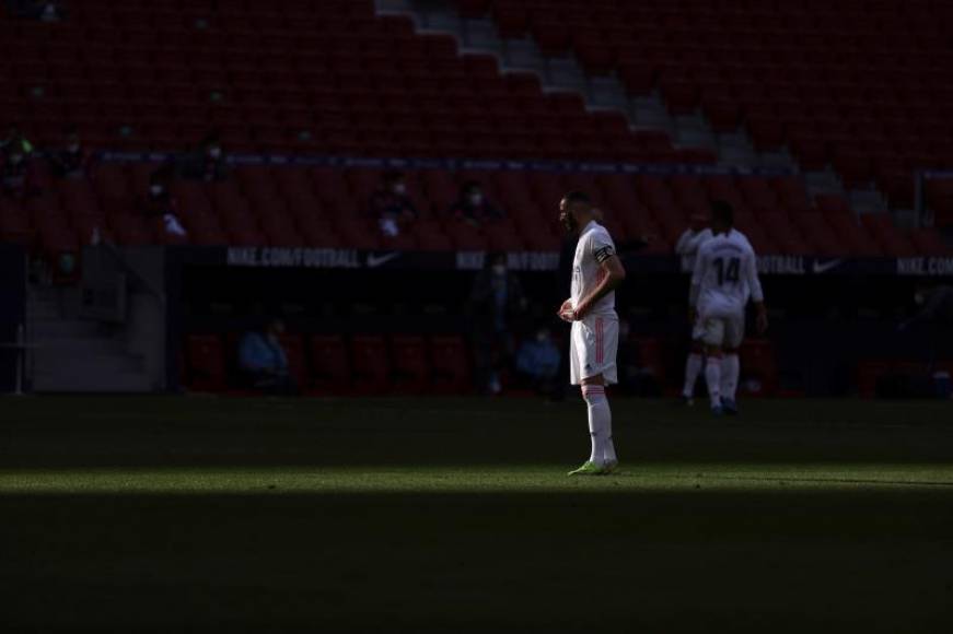 FOTOGRAFÍA. MADRID (ESPAÑA), 07.03.2021. El delantero francés del Real Madrid Karim Benzema durante el partido de Liga que disputan ante el Atlético de Madrid. Efe