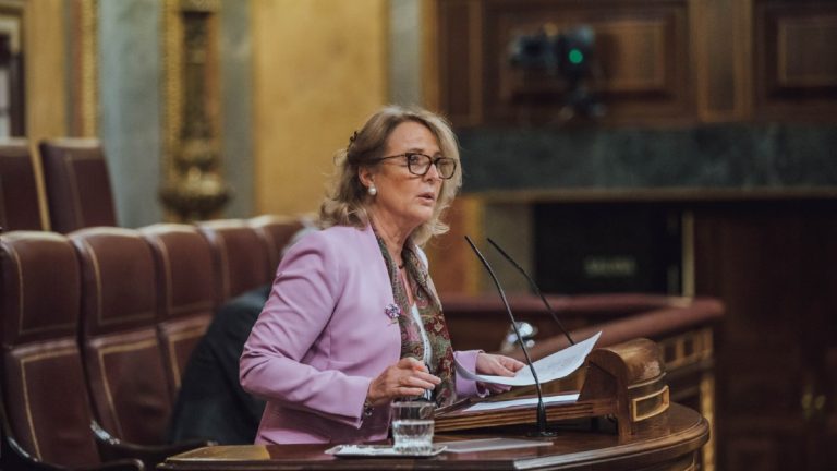 Lourdes Méndez (VOX): «Este feminismo ya no representa a ninguna mujer» y «este Ministerio de Igualdad no defiende a la mujer»