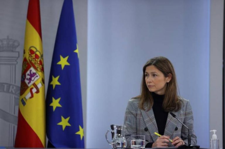 Sanidad: «Lo que se puede esperar ahora de la vacuna de AstraZeneca es tener una protección frente la covid 19»