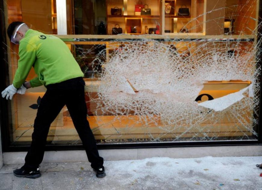 FOTOGRAFÍA. MADRID (ESPAÑA), AÑO 2021. Vista de un negocio en la Comunidad de Madrid tras un robo. Efe