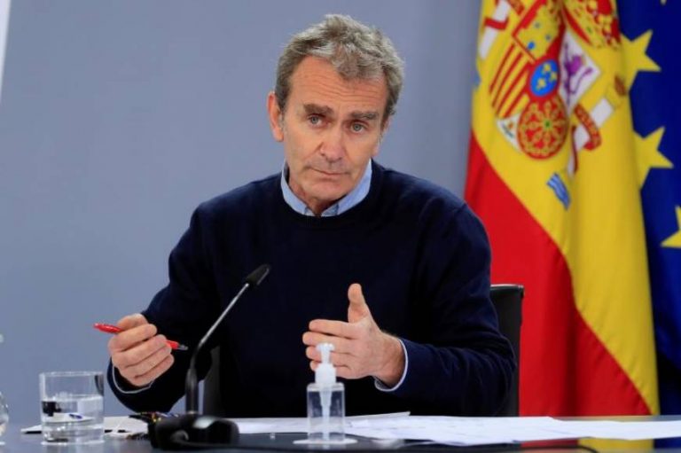 Fernando Simón dice que está «preocupado» porque el covid 19 sigue «en ascenso» en España