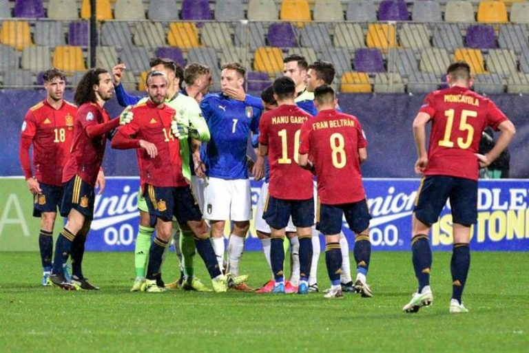 Todas las selecciones del Grupo B de España tienen opciones de clasificarse por el empate España vs Italia