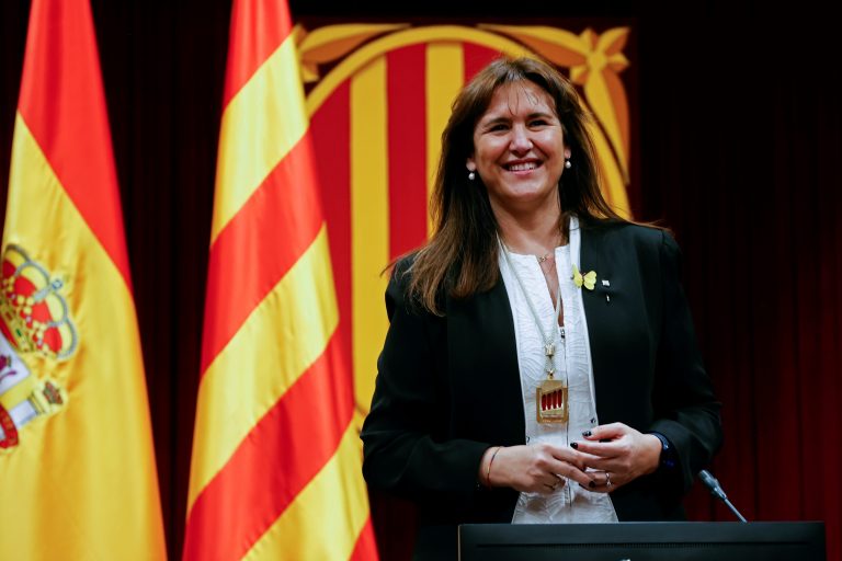 Borrás lamenta que Batet cumpla la sentencia judicial y expulsa al delincuente diputado Alberto Rodríguez (Podemos)