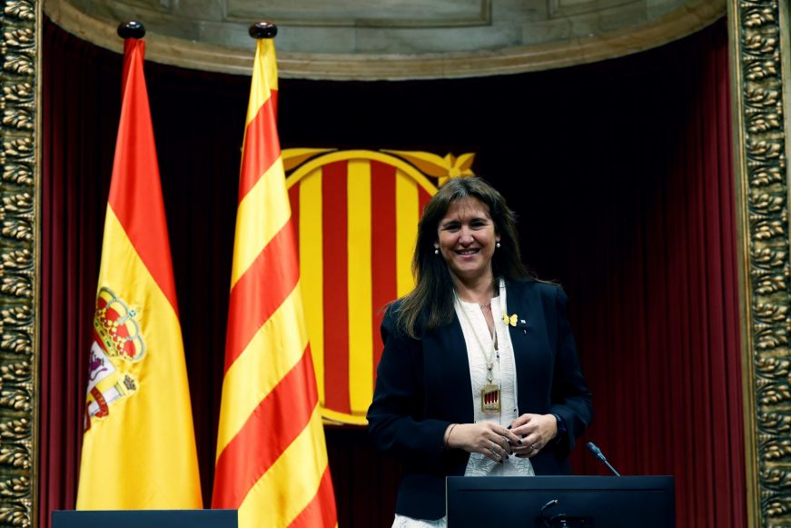 FOTOGRAFÍA. PARLAMENTO DE CATALUÑA (BARCELONA) ESPAÑA, 12.03.2021. La imputada por corrupción por el Tribunal Supremo del Reino de España, Laura Borrás Castanyer. Ñ Pueblo.