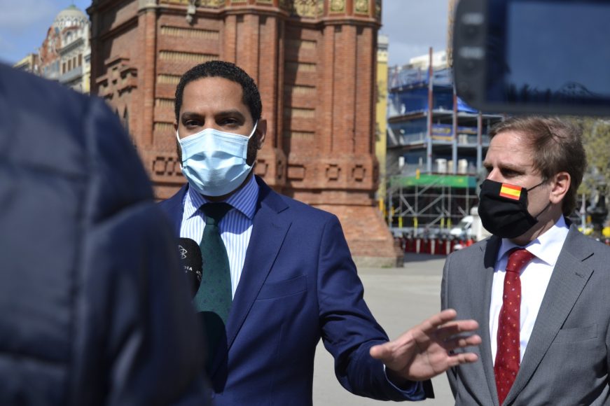FOTOGRAFÍA. PLAZA ARCO DE TRIUNFO BARCELONA (BARCELONA) ESPAÑA, 18.03.2021. Ignacio Garriga Vaz de Concicao (I) junto a Juan garriga Doménech. Ñ Pueblo (1)