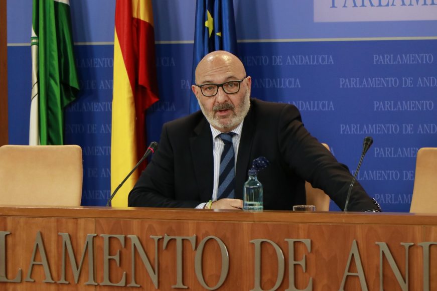 FOTOGRAFÍA. SEVILLA (ESPAÑA), 03.03.2021. El portavoz de VOX en el Parlamento de Andalucía, Alejandro Hernández. Ñ Puevlo (1)