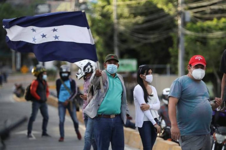 Nueva caravana de migrantes con rumbo a EE.UU. comienza a formarse en Honduras