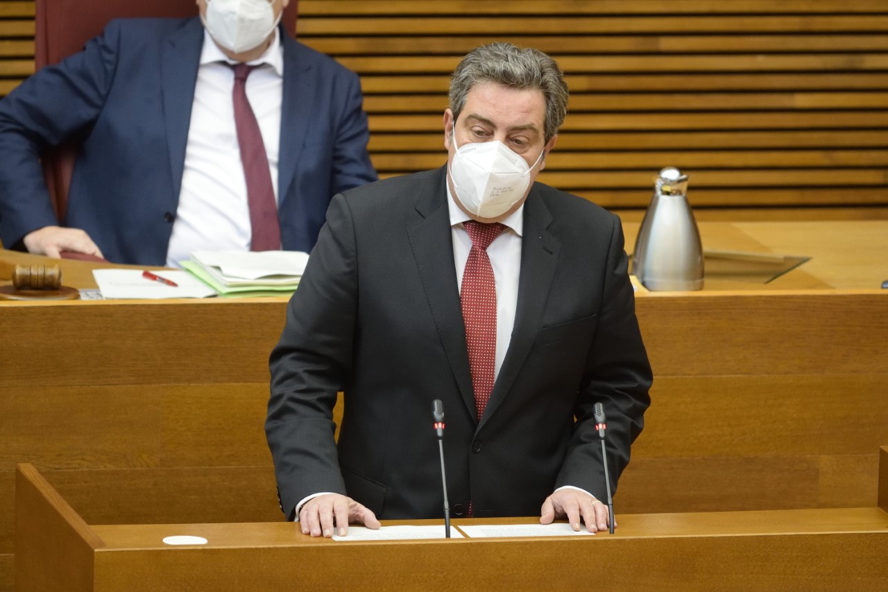 FOTOGRAFÍA. VALENCIA (ESPAÑA), 10.03.2021. El presidente del Grupo Parlamentario VOX, José María Llanos durante una sesión de las Cortes Valencianas. Ñ Pueblo