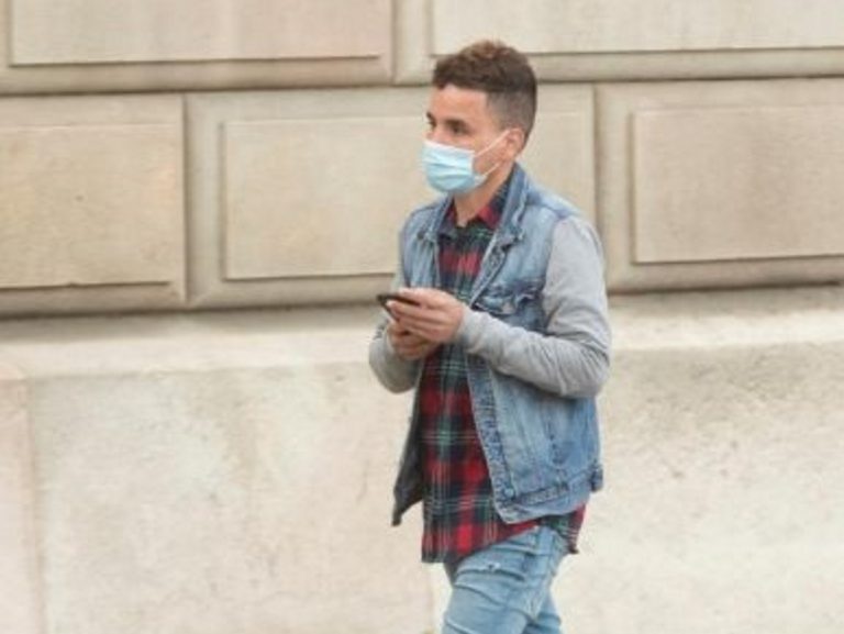  «¿Eyacularon dentro de ti?». La Fiscalía somete a la víctima de violación sexual grupal en Sabadell (Cataluña) a un incisivo interrogatorio