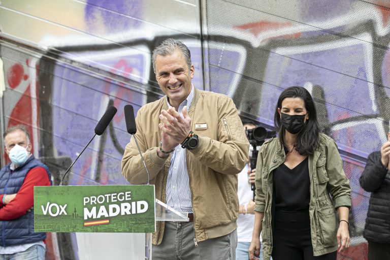 El Gobierno Sánchez prohíbe el mitin «Defensa de las Fronteras» de VOX en Melilla con Ortega Smith