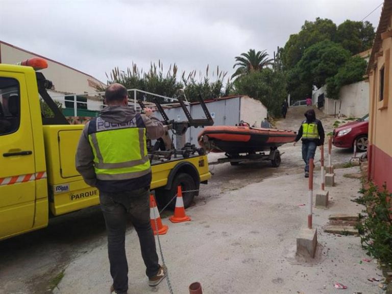Ceuta aumenta la presencia policial en barriadas contra el covid 19