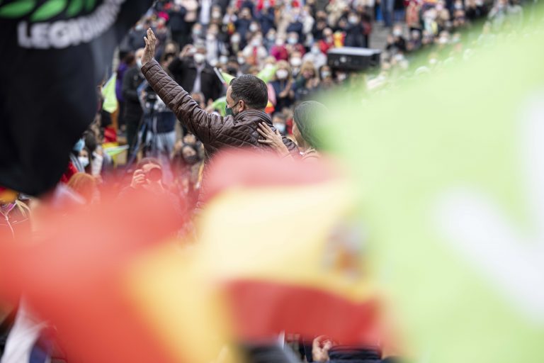 Galería fotográfica del mitin del 4M de VOX en Fuenlabrada, mansaje a la «izquierda caviar de Galapagar»