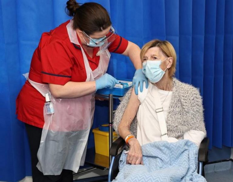 El Servicio Nacional de Salud de Irlanda cancela la administración de la vacuna COVID 19 AstraZeneca 