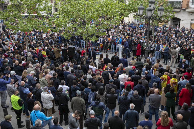 Abascal y Monasterio desde Leganés: «Tres días para que el Tribunal Constitucional resuelva un asunto menor» del PP «y aún no ha contestado a un recurso que afecta a 47 millones de españoles»