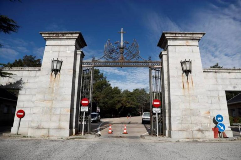 El Gobierno del PSOE y ultraizquierda Podemos inicia los trámites de exhumación en el Valle de los Caídos