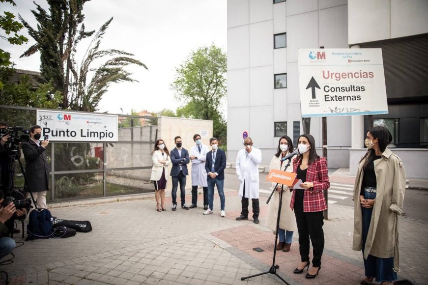 FOTOGRAFÍA. MADRID (ESPAÑA), 20.04.2021. Inés Arrimadas García y Begoña Villacís (Cs). Ñ Pueblo (1)