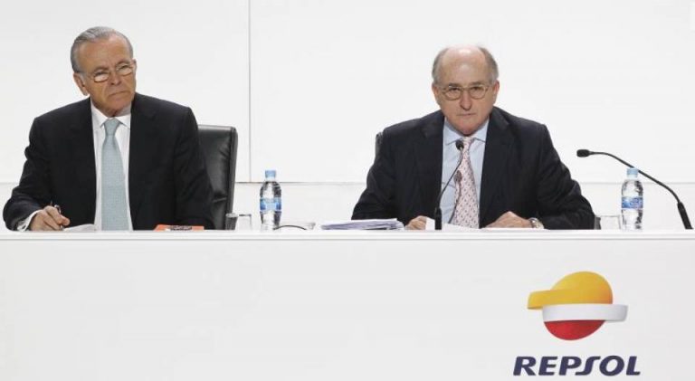 El juez imputa al presidente de Repsol Antoni Brufau y al expresidente de CaixaBank Isidro Fainé por «espionaje»