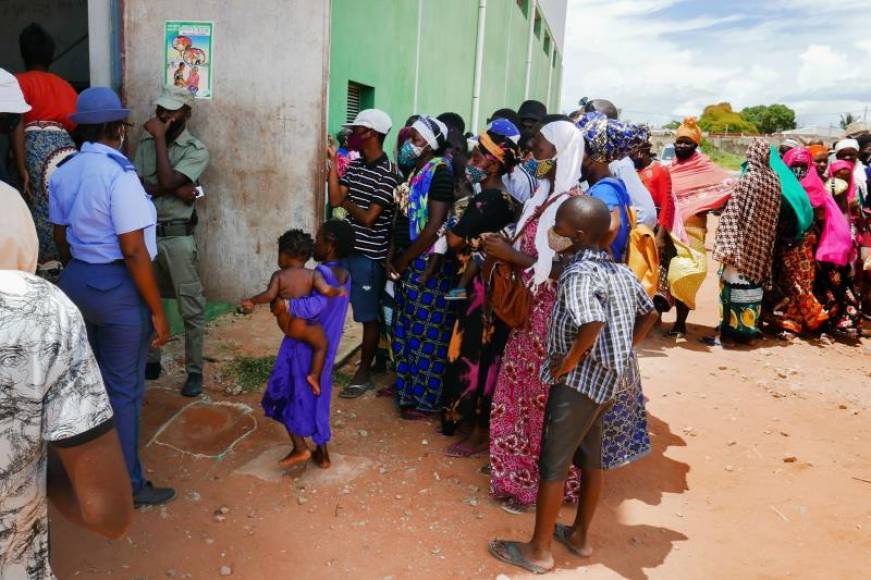 FOTOGRAFÍA. PALMA (MOZAMBIQUE), 03.04.2021. Al borde de playas paradisiacas y yacimientos gasísticos anida un horror en el norte de Mozambique el grupo yihadista Al Shabab. Efe