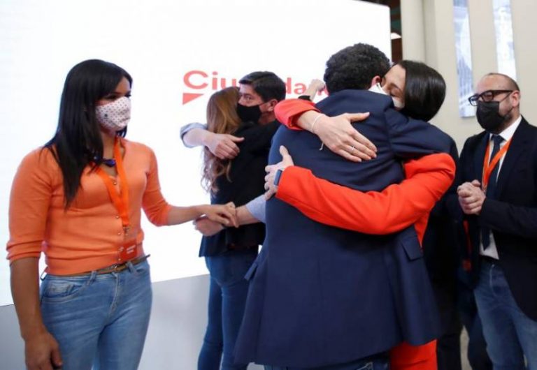 Ciudadanos: Nadie va a dimitir, «Arrimadas tiene la confianza de todo el partido»