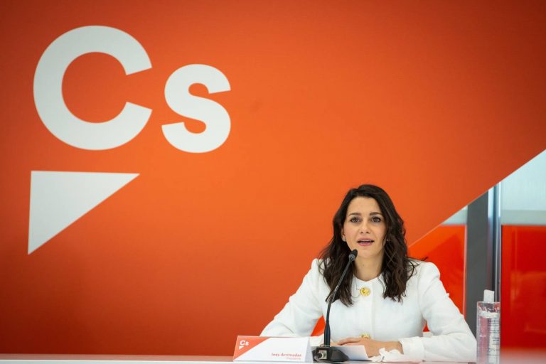 Cs dice que ha frenado las deserciones pero el mazazo electoral del 4M no da tregua: hay nuevas fugas