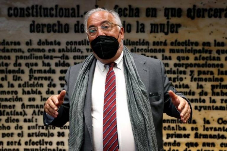 El director general de Tráfico Pere Navarro: Quiero el peaje en todas las autovías de España: «El que lo usa lo paga»