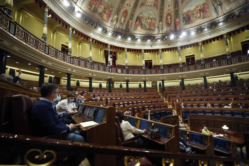FOTOGRAFÍA. MADRID (ESPAÑA), 27.05.2021. Vista general de los diputados que asisten al pleno del Congreso celebrado este jueves. Efe